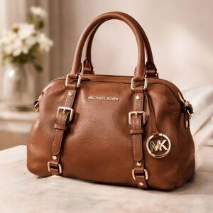 Michael Kors Bedford Purse Brown Pebbled Genuine Leather Bag